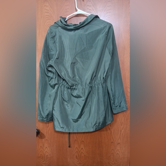 Forever 21 Windbreaker No Lining Medium with Hood Army Green - Picture 2 of 4